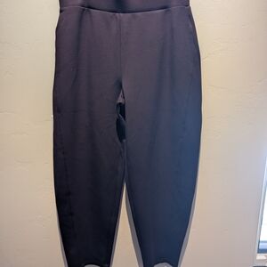 NWT Brown SPANX Air Essentials Barrel Pant In Truffle Brown, Size L